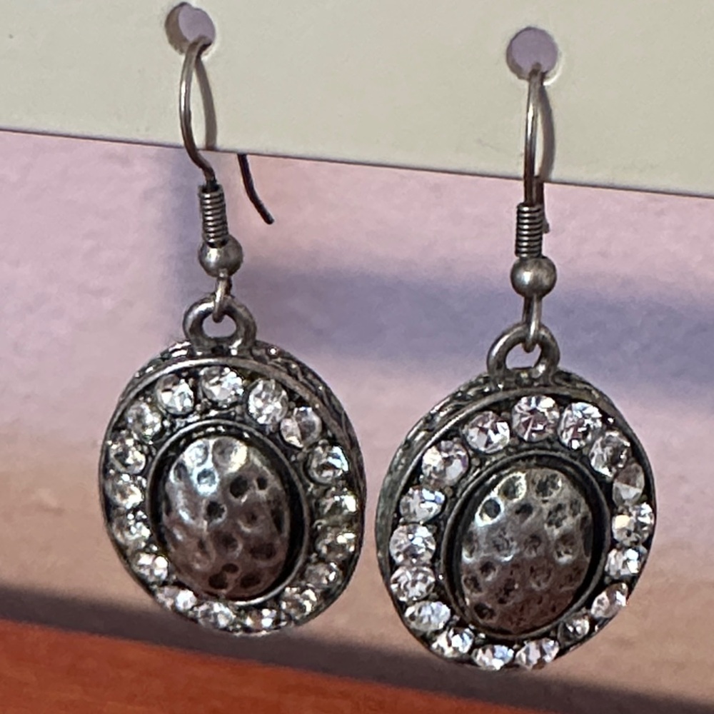 Hammered‎ Silver-Tone Oval with Surrounding Rhinestones Drop Earrings